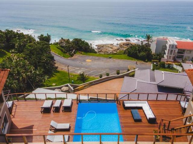 9 Bedroom House in Southbroom