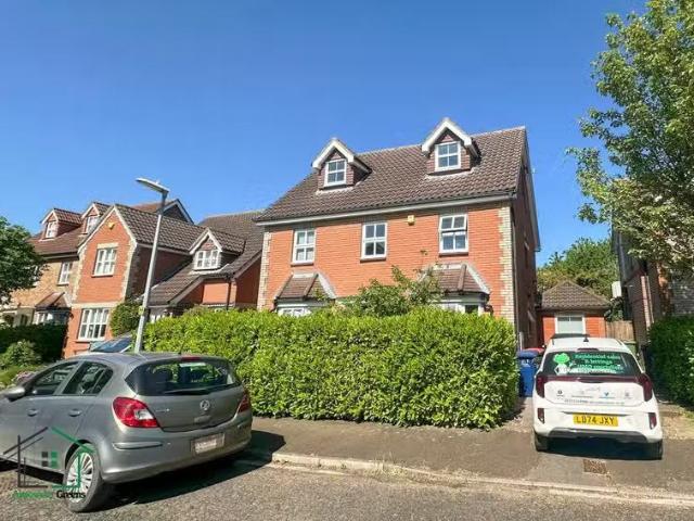 9 bedroom house share for rent in College Fields, Cambridge, CB4
