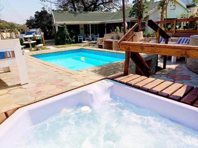 9 Bedroom House Queensburgh Durban 105151954