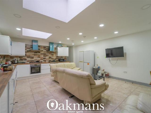 9 bedroom house to rent