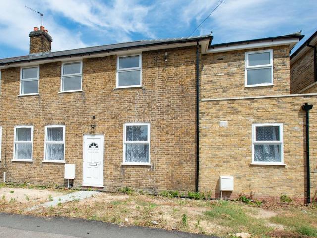 9 bedroom house to rent
