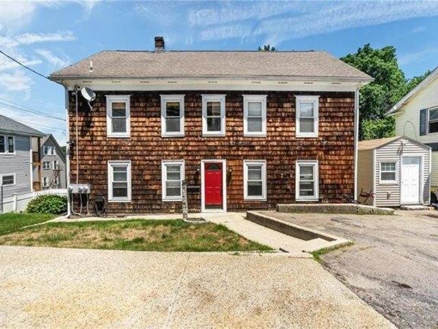 9 bedroom, Lincoln RI 02838 104445480