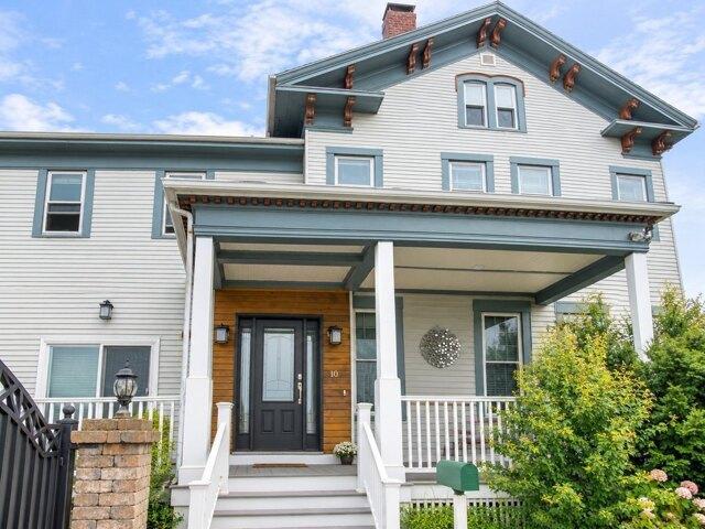 9 bedroom, Medford MA 02155 105578792