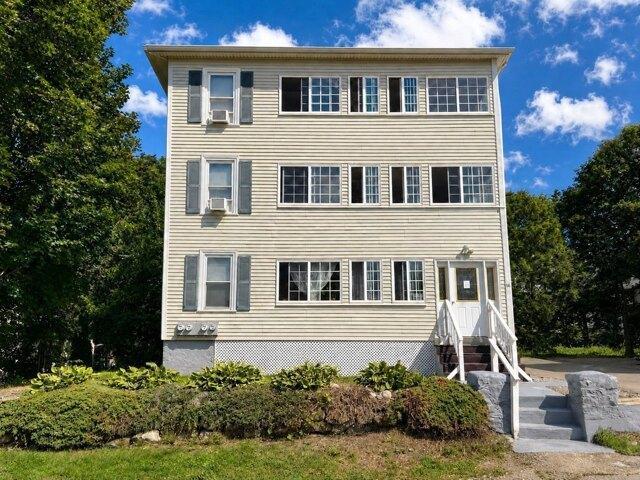 9 bedroom, Southbridge MA 01550 105476740