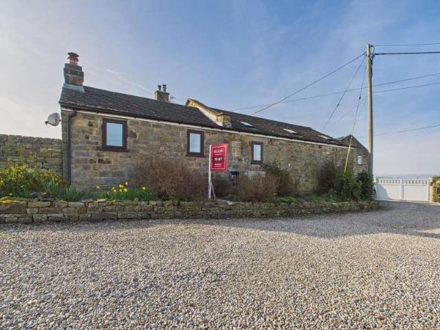 2 Bedroom Detached House