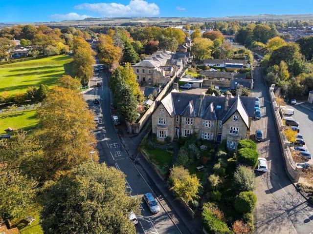 9 bedroom semi detached house for sale