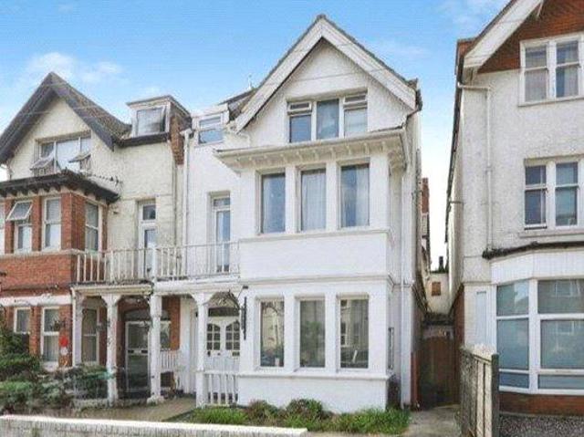 9 bedroom semi detached house for sale
