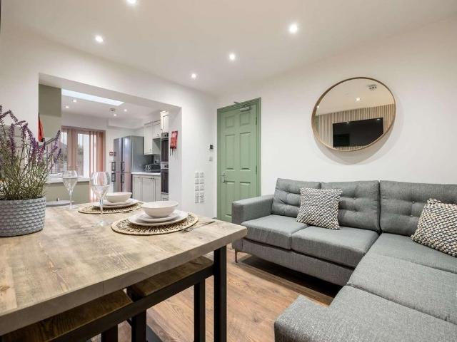9 bedroom property to rent