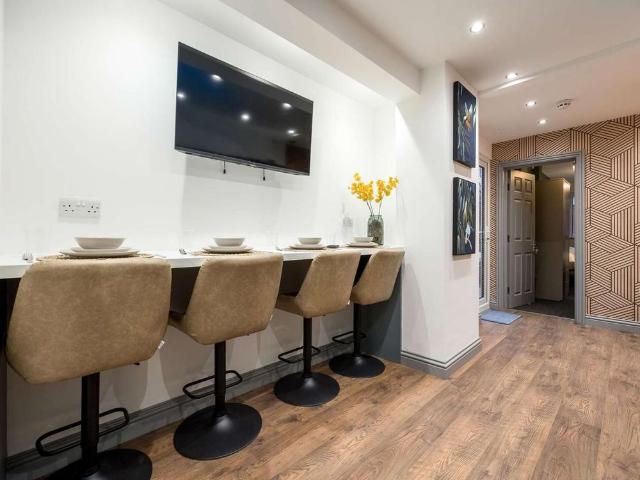9 bedroom property to rent