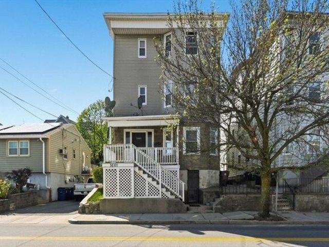 9 bedroom, Revere MA 02151 105402015