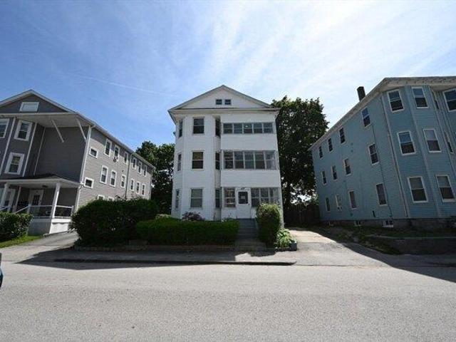 9 bedroom, Worcester MA 01604 104440398