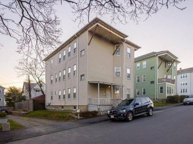 9 bedroom, Worcester MA 01604 104405806