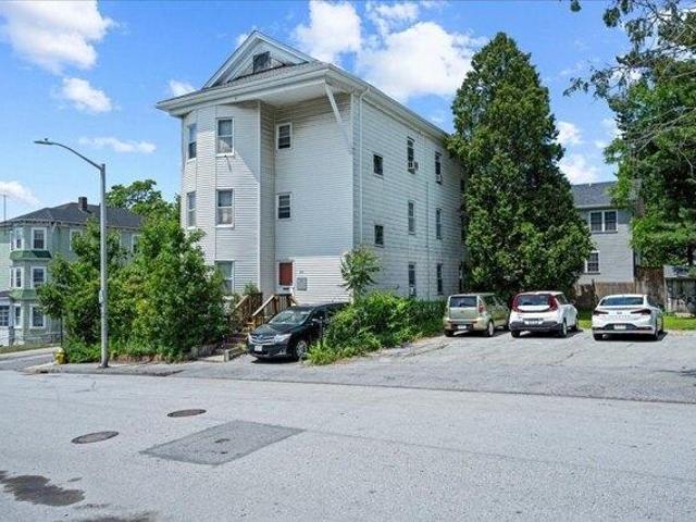 9 bedroom, Worcester MA 01607 105330705