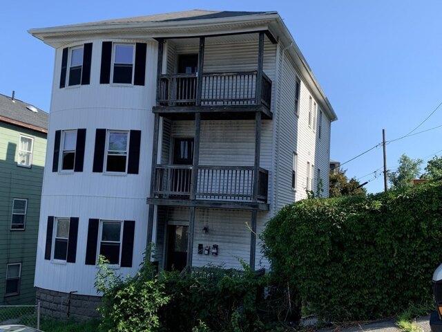 9 bedroom, Worcester MA 01610 105402392