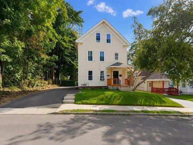 9 bedroom, Worcester MA 01610 105515054