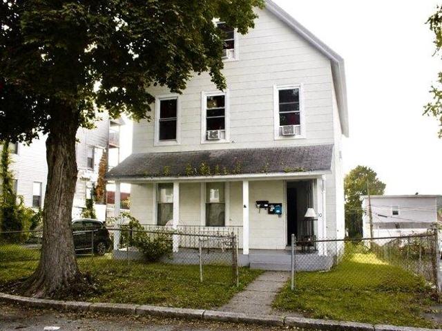 9 bedroom, Worcester MA 01610 105537467