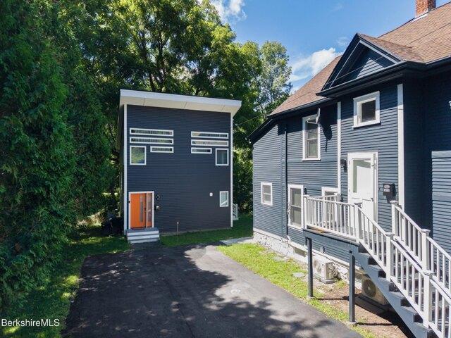9 bedroom, Williamstown MA 01267 105291694