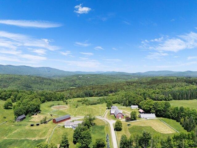 9 bedroom, Wilmington VT 05363 105557948
