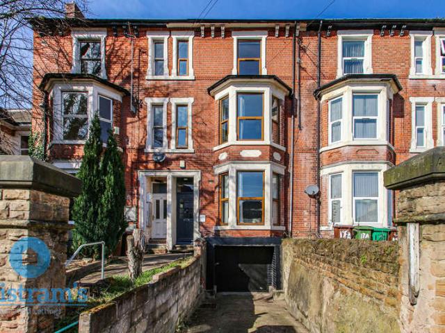 9 Bedroom Town House