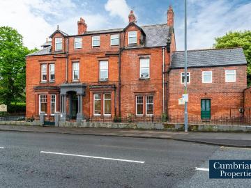 9 bedroom townhouse for sale