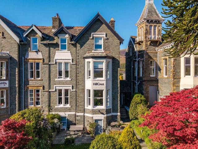 9 bedroom townhouse for sale