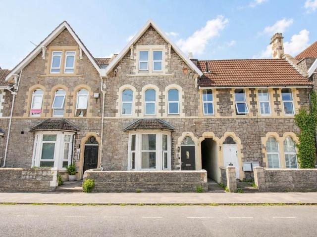 9 bedroom terraced house for sale