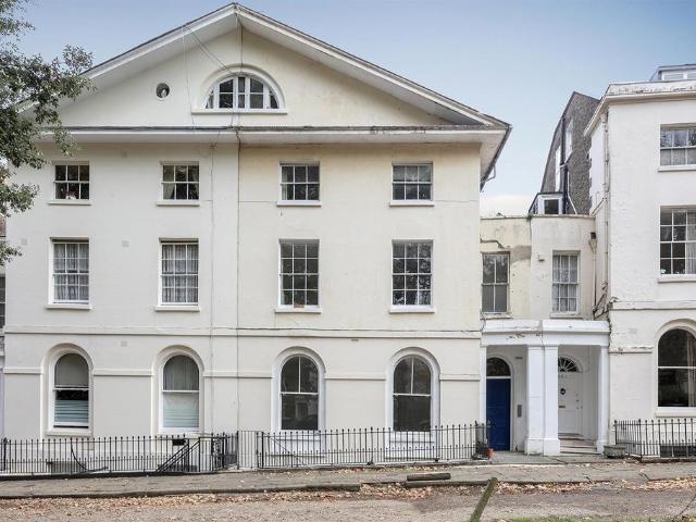 9 bedroom terraced house for sale