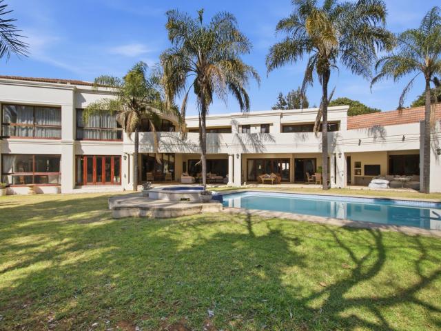 9 BedroomHouse For Rent inBryanston
