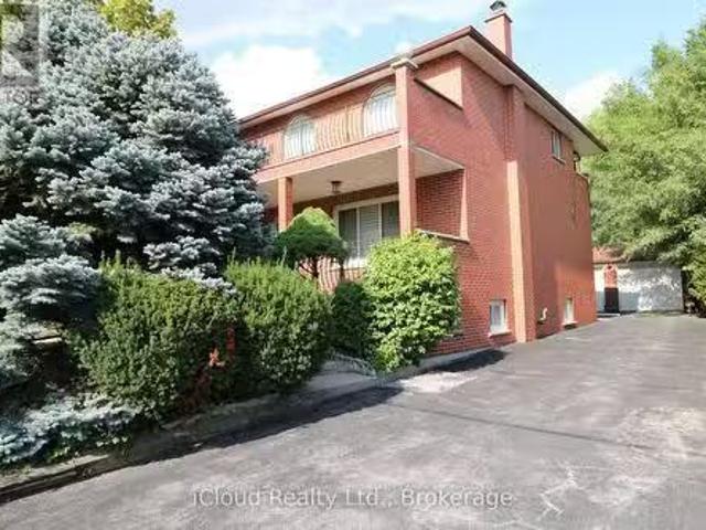 9 Benalto Road, Toronto, ON, M6A 2R7 house for sale Listing.