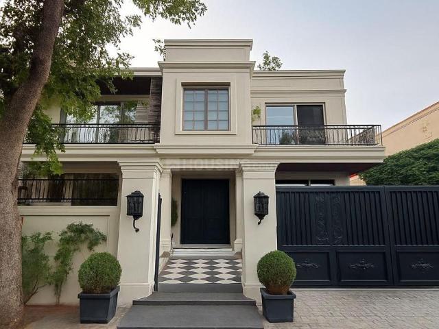 9 BHK Villa in Palam Vihar for resale Gurgaon. The reference number is 21099969