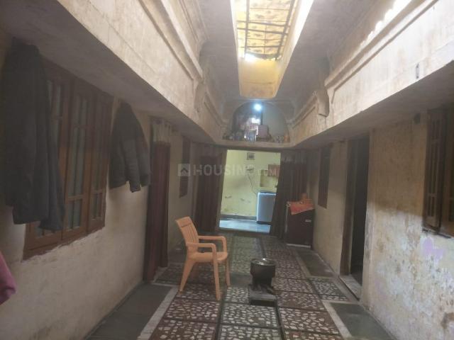 9 BHK Independent Builder Floor in Santer for rent Indore. The reference number is 9840693