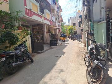 9 BHK Independent House in Vadapalani for resale Chennai. The reference number is 19760265