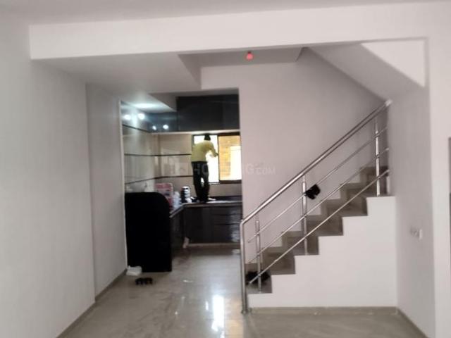 9 BHK Independent House in Bhimrad for rent Surat. The reference number is 19456948