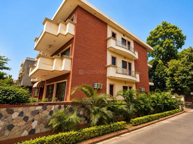 9 BHK Independent House in Sector 10 for resale Chandigarh. The reference number is 20645902