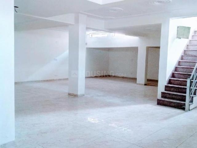 9 BHK Independent House in Sector 116 for resale Noida. The reference number is 16548603