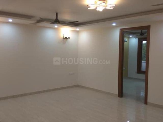9 BHK Independent House in Sector 20 for resale Noida. The reference number is 18799605