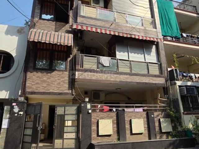 9 BHK Independent House in Sector 20 for resale Noida. The reference number is 21128753