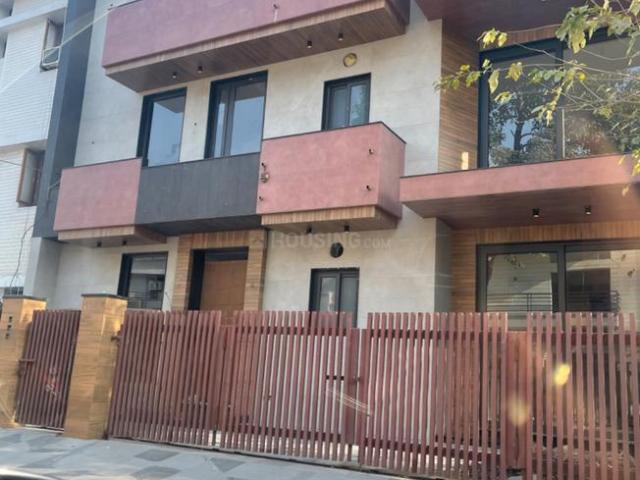 9 BHK Independent House in Sector 35 for resale Chandigarh. The reference number is 19591877
