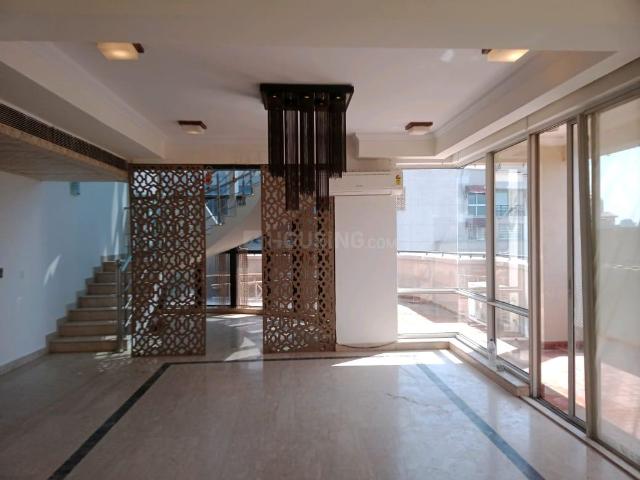 9 BHK Independent House in Sector 50 for rent Noida. The reference number is 20878620