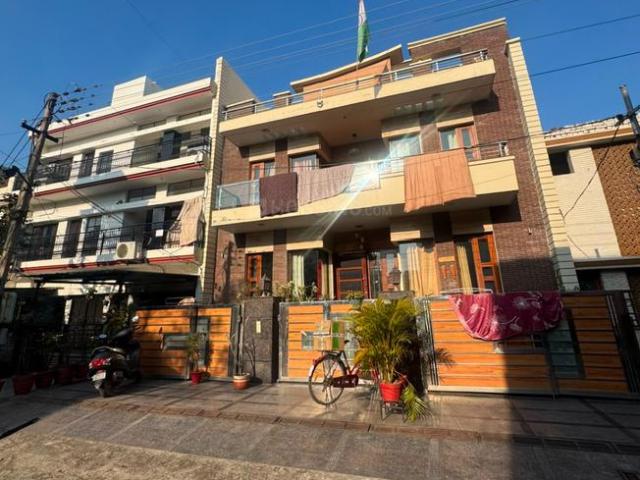 9 BHK Independent House in Sector 54 for resale Mohali. The reference number is 21082029