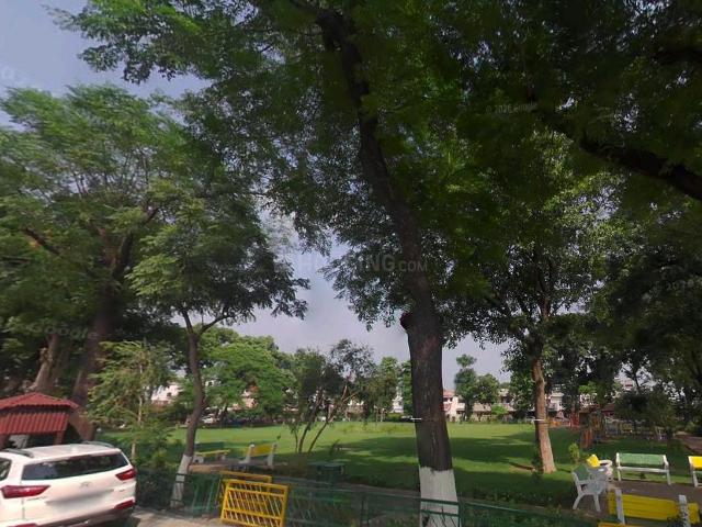 9 BHK Independent House in Sector 70 for resale Mohali. The reference number is 20929736