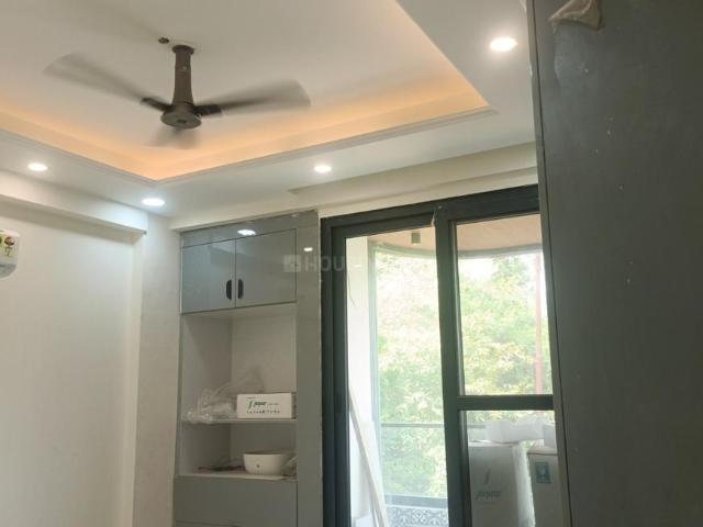 9 BHK Independent House in Sector 99 for rent Noida. The reference number is 20941233