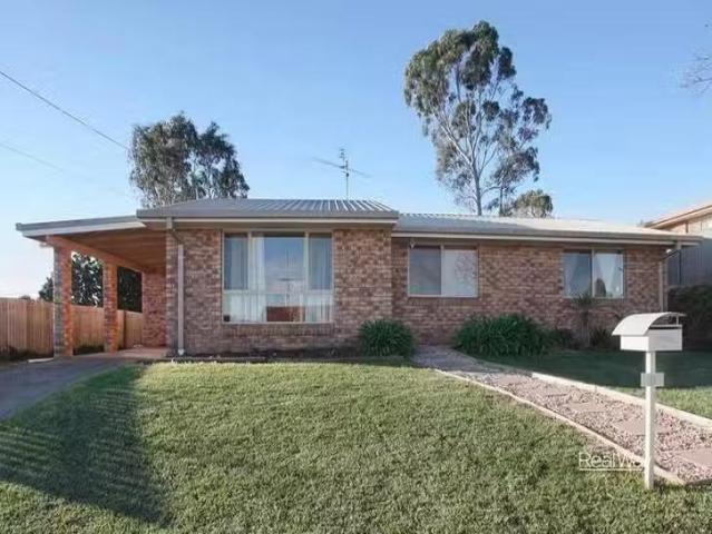 9 Bhutan Court, Newtown, QLD 4350