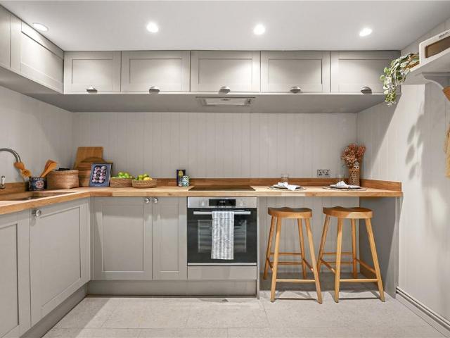 9, Bingham Place, London, W1U 2 bed property to rent £6,392 pcm £1,475 pw
