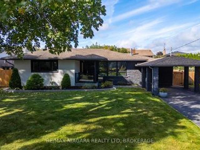 9 Bishops Road, St. Catharines Vine/Linwell, ON, L2M 1T8 house for sale | Listing ID X13820 | Royal LePage