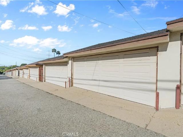 9 BR, 6 BA Apartment 5150 West Slauson Avenue, Los Angeles, CA 90056
