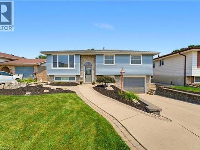 9 Carpenter Avenue, Hamilton, ON, L8E 2V2 house for sale | Listing ID 40855 | Royal LePage