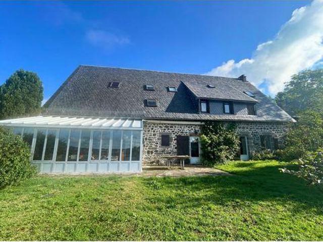 9 chambres, Chastreix Auvergne 63680 100782606