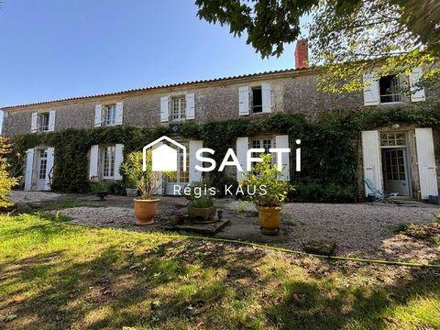 9 chambres, Puyravault Pays de la Loire 85450 100095205