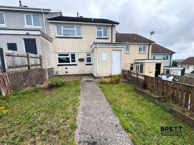 9 Clare Walk, Pembroke, Pembrokeshire. SA71, 3 bed terraced house to rent, £795 pcm | PrimeLocation